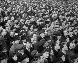 Crowds Listening to Speeches in Trafalgar Square, 1942. Creator: British Pathe Ltd.