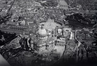 Bird's-eye view of Basilica of St. Peter in the Vatican, 1928. Creator: Mittelholzer; Walter (1894-1937).