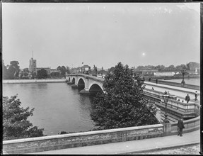 Putney Bridge, Putney, Wandsworth, Greater London Authority, 1905. Creator: William O Field.