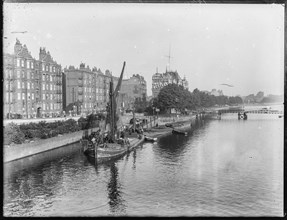 Putney Reach, Wandsworth, Greater London Authority, c1905. Creator: William O Field.