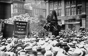 Becky Edelson and Louise Berger, 1914. Creator: Bain News Service.