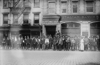 Italians at Consulate, New York, 5/25/15, 1915. Creator: Bain News Service.