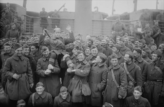 77th Boys on AQUITANIA, between c1915 and c1920. Creator: Bain News Service.