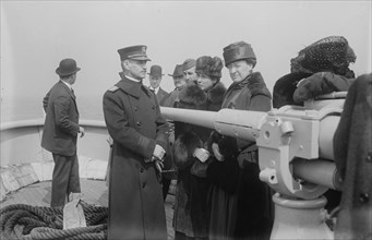 Adm. Burrage, Mrs. Geo. Fraser & Miss Vail, between c1915 and c1920. Creator: Bain News Service.