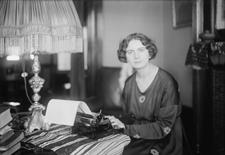 Raymonde Delaunois, between c1915 and c1920. Creator: Bain News Service.