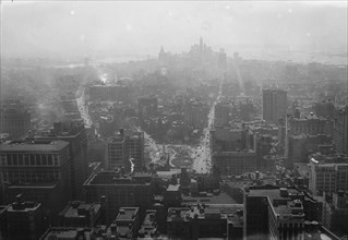 From Met. Bldg., between c1915 and c1920. Creator: Bain News Service.