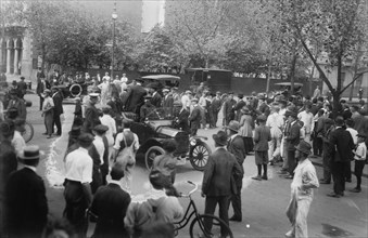 Police auto at 70th & Madison, between c1915 and c1920. Creator: Bain News Service.