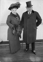 J.H. McFadden and wife, between c1910 and c1915. Creator: Bain News Service.