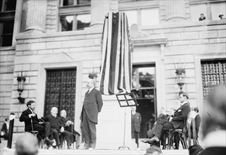 Jefferson unveiling, 1914. Creator: Bain News Service.