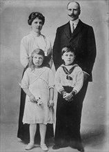 Earl of Athlone and family, between c1910 and c1915. Creator: Bain News Service.