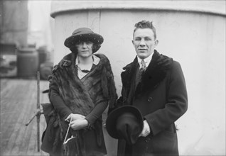 Pal Moore & wife, between c1915 and c1920. Creator: Bain News Service.