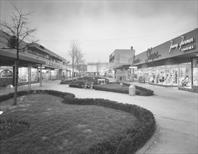 Cross Country Shopping Center, Stamford, Connecticut, 1959. Creators: Gottscho-Schleisner, Inc, Lathrop Douglass.