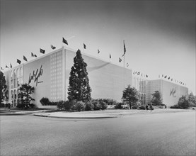 Lord & Taylor, business in Washington, D.C, 1959. Creator: Gottscho-Schleisner, Inc.