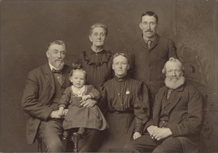 Family portrait of six members, about 1894. Creator: Harrington.