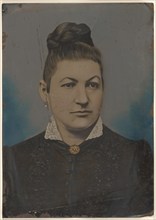 Portrait of woman, 1860s-1880s. Creator: Unknown.