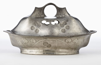 Lidded Soap Dish, c1890-1910. Creator: JP Kayser Sohn.