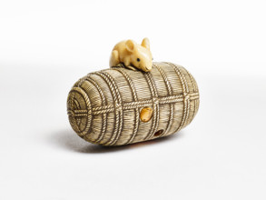 Netsuke (basket with mouse motif), 19th century. Creator: Kano Tomokazu.