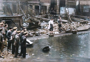 Flooding in London, 1928, (1935). 'Fourteen people were drowned as they slept in basement near the