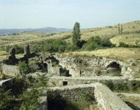 Circular treatment center, known as the Temple of Telesphorus, Pergamon, Turkey, 1999. Creator: Unknown.