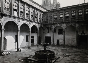 Hospital Real, Santiago de Compostela: view of the courtyard showing the fountain, 1900-1999. Creator: Unknown.