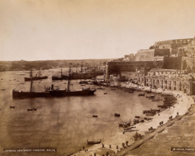 Malta: view of Grand Harbour and buildings along Barriera wharf towards Fort Lascaris and..., c1881. Creator: Horatio Agius.
