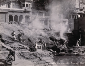 Benares (Varanasi), Uttar Pradesh: corpses being burned and consigned to the river..., [1800-1899?]. Creator: Unknown.