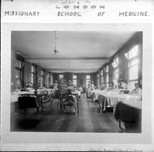 London Missionary School of Medicine: women's medical ward or Quin ward, c1900s. Creator: Unknown.