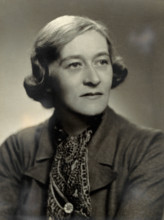 Margaret Wilson, c1940s. Creator: Elliott & Fry.