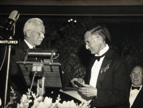 NH Swellengrebel receiving the Laveran Prize from Rolla Dyer, 1948. Creator: Unknown.