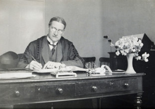 Francis Shillington-Scales, c1910s. Creator: Unknown.