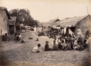 People living in the town of Dhobi Ghat, during bubonic plague outbreak, Karachi, India, 1897. Creator: Unknown.