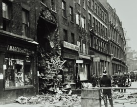 55 Houndsditch, City of London: damage caused by fire, 1924. Creator: Unknown.