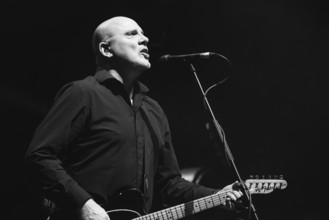 Baz Warne, The Stranglers live at the Royal Albert Hall, Mar 2024. Creator: Annapaola Marchesani.