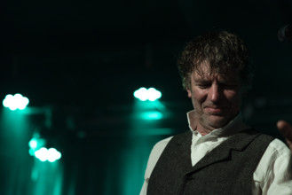 Simon Huw Jones, And Also The Trees live at The Lexington, London, Nov 2022. Creator: Annapaola Marchesani.