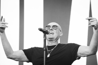 Glenn Gregory, Heaven 17 live at Heritage Live, Audley End House, Essex, Aug 2023. Creator: Annapaola Marchesani.