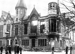 The Perth Municipal Buildings, destroyed by fire on January 23, 1895. Creator: Unknown.