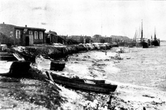 Farewell until Spring:...last steamers leaving Niuchuang as the ice [comes] down in big floes, 1895. Creator: Unknown.