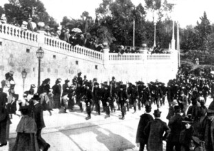 The Queen's Visit to the Riviera: guards of honour in the Avenue Victoria...Cimiez, 1898.  Creator: Alexander Lamont Henderson.