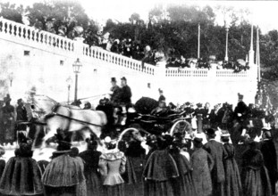 The Queen's Visit to the Riviera: arrival of the Royal Carriage...Cimiez, 1898.  Creator: Unknown.