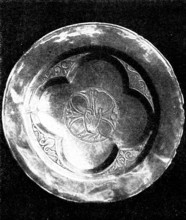 Silver paten found in the tomb of Walter de Cantelupe, Bishop of Worcester, 1236, (1898). Creator: Unknown.