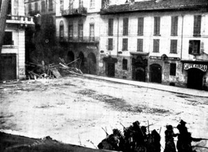 The Riots in Italy: street scenes in Milan - Bersaglieri assaulting a barricade, 1898. Creator: Unknown.