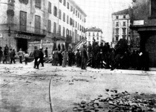 The Riots in Italy: street scenes in Milan - barricade at the corner of the Via Moscovia, 1898. Creator: Unknown.