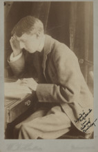 Portrait of Aubrey Beardsley (1872-1898), 1896. Creator: Photo studio W.J. Hawker, Bournemouth .