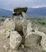 Chabola de la Hechicera, (Witch's Hut Dolmen), Elvillar, Alava province, Basque Country, Spain,2008. Creator: LTL.