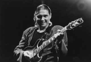 Robben Ford, The Grand, Clapham, London, 1993. Creator: Brian Foskett.