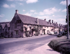 The Lamb Inn, Burford, Oxfordshire, c1955. Creator: Arthur Charles Kirby Ware.