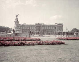 Buckingham Palace, London, c1955. Creator: Arthur Charles Kirby Ware.