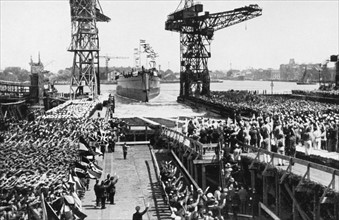 Lancement du croiseur cuirassé allemand "Admiral Graf Spee" à Hambourg, 1934
