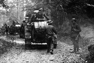 Chars d'assaut américains dans la forêt d'Argonne en octobre 1918