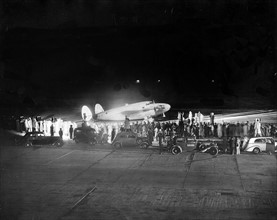 L'avion d'Howard Hughes sur l'aérodrome du Bourget, le 12 juillet 1938